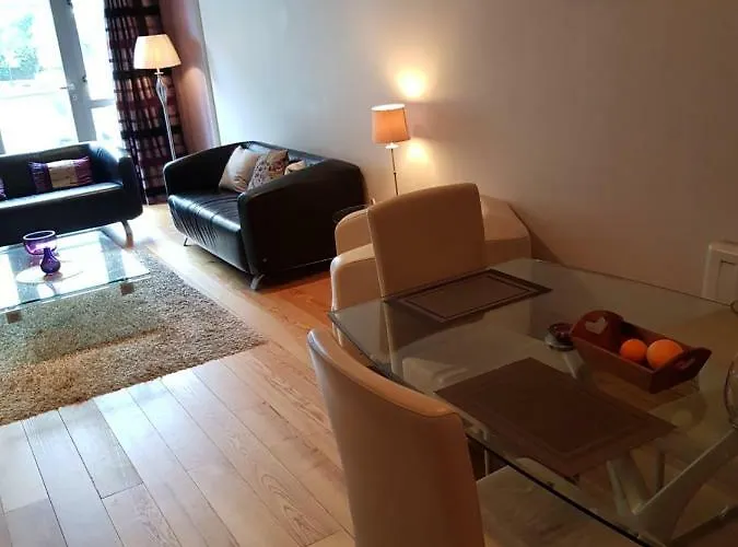 The Courtyard !!!! Apartment Killarney